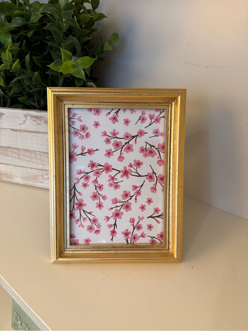 Gold Picture Frame 5x7 Easel Back Wall Hanging Vintage Style Cottage Decor
